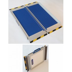Rampe d'accès valise antidérapante L200 x P76 cm