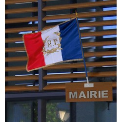 Pavillon français personnalisé pour mat de façade avec franges 100 x 150 cm
