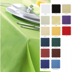 Nappe en polyester filé coloris uni 137x178 cm 